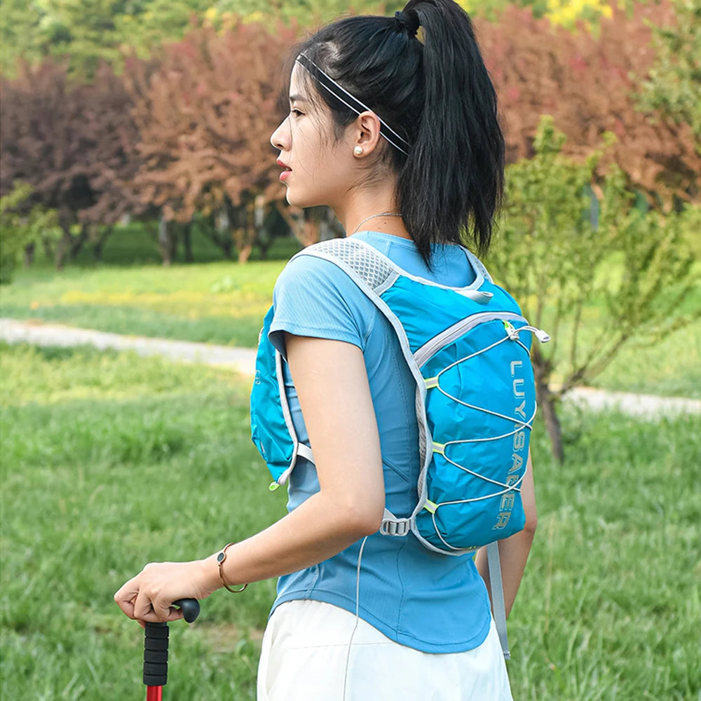 Light weight Hydration Vest for Running - MadV Designs