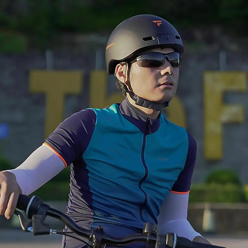 Wide-angle HD Lens Bike Helmets - MadV Designs